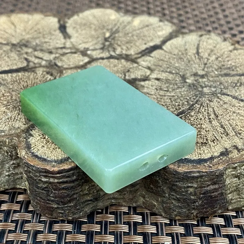 Natural Siberian Jade Rough Nephrite Raw (35g, 3.1X4.7X0.8cm)