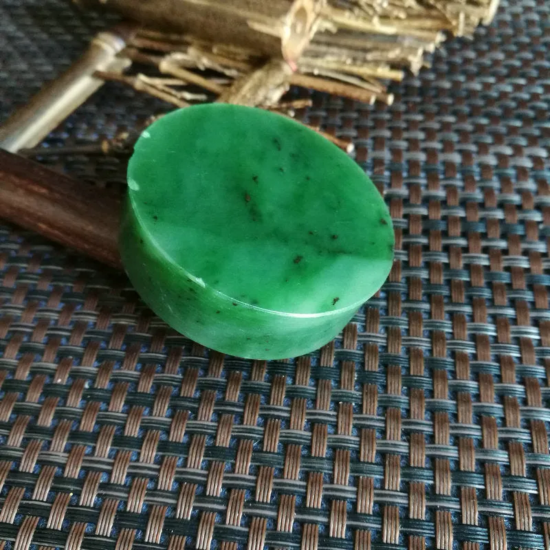 Natural Siberian Jade Rough Nephrite Raw (83g,4.8X1.55cm)