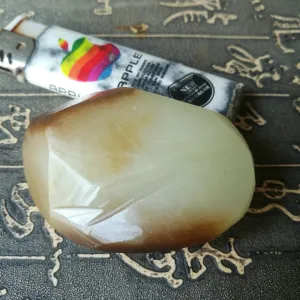Natural Siberian Jade Rough Nephrite Raw (96g, 6.2X4.2cm)