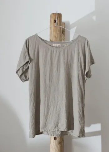 NEW Loose Linen Top Simplicity | Base Garment | Linen T-Shirt | Loose Top for Women | Relaxed Linen Blouse | Short Sleeve Linen Top | T-Shirt, Grey, Sz XL, Retails $130