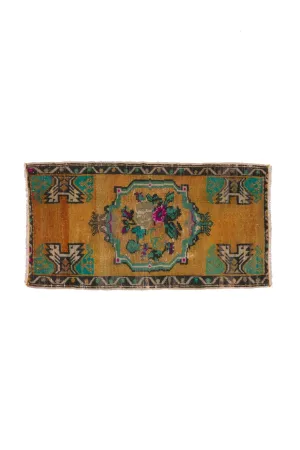 No. 1514 Mini Turkish Vintage Rug - 1'9.5" x 3'5"
