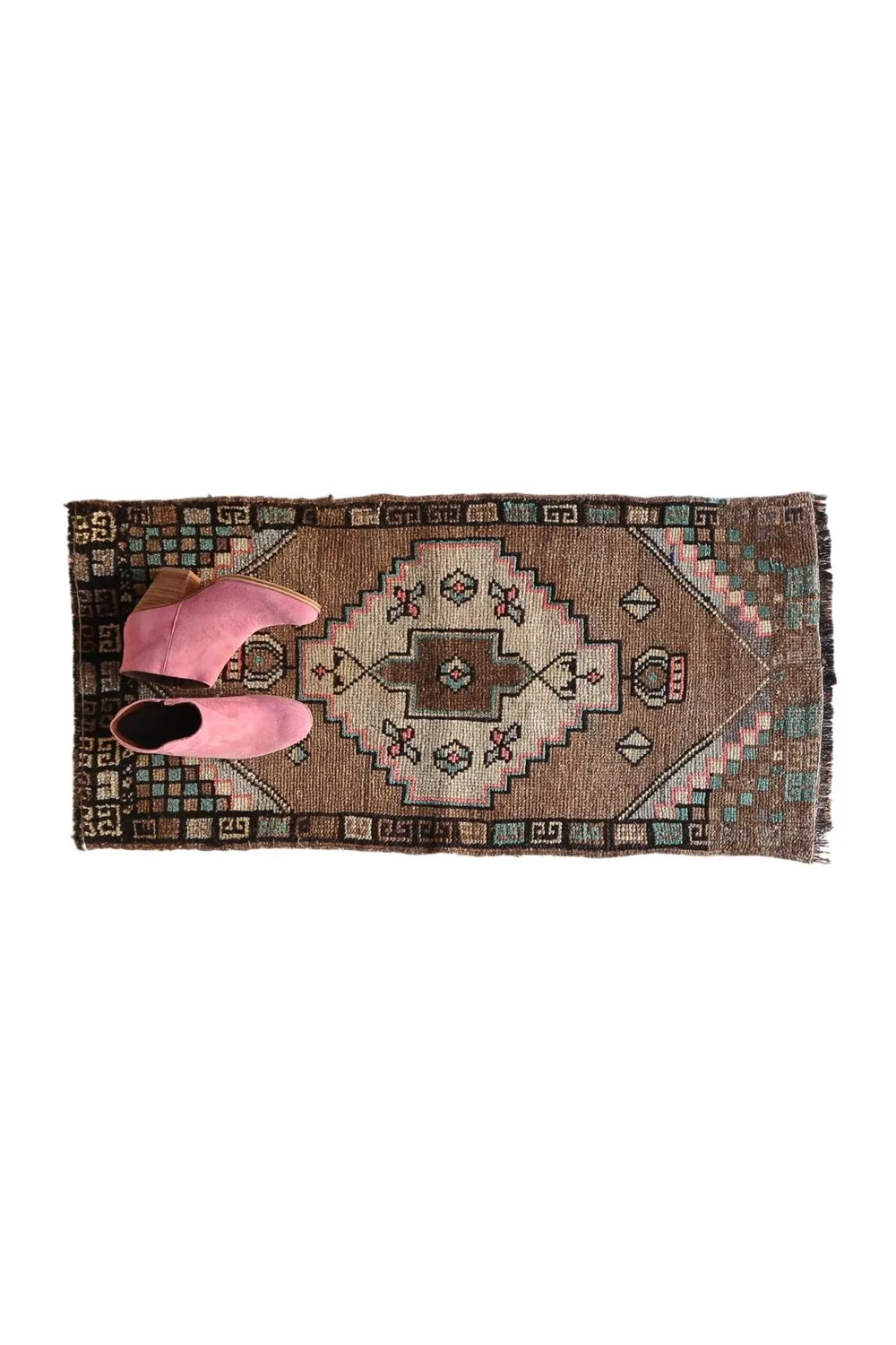 No. 1605 Mini Turkish Vintage Rug - 1'6.5" x 3'3.5"
