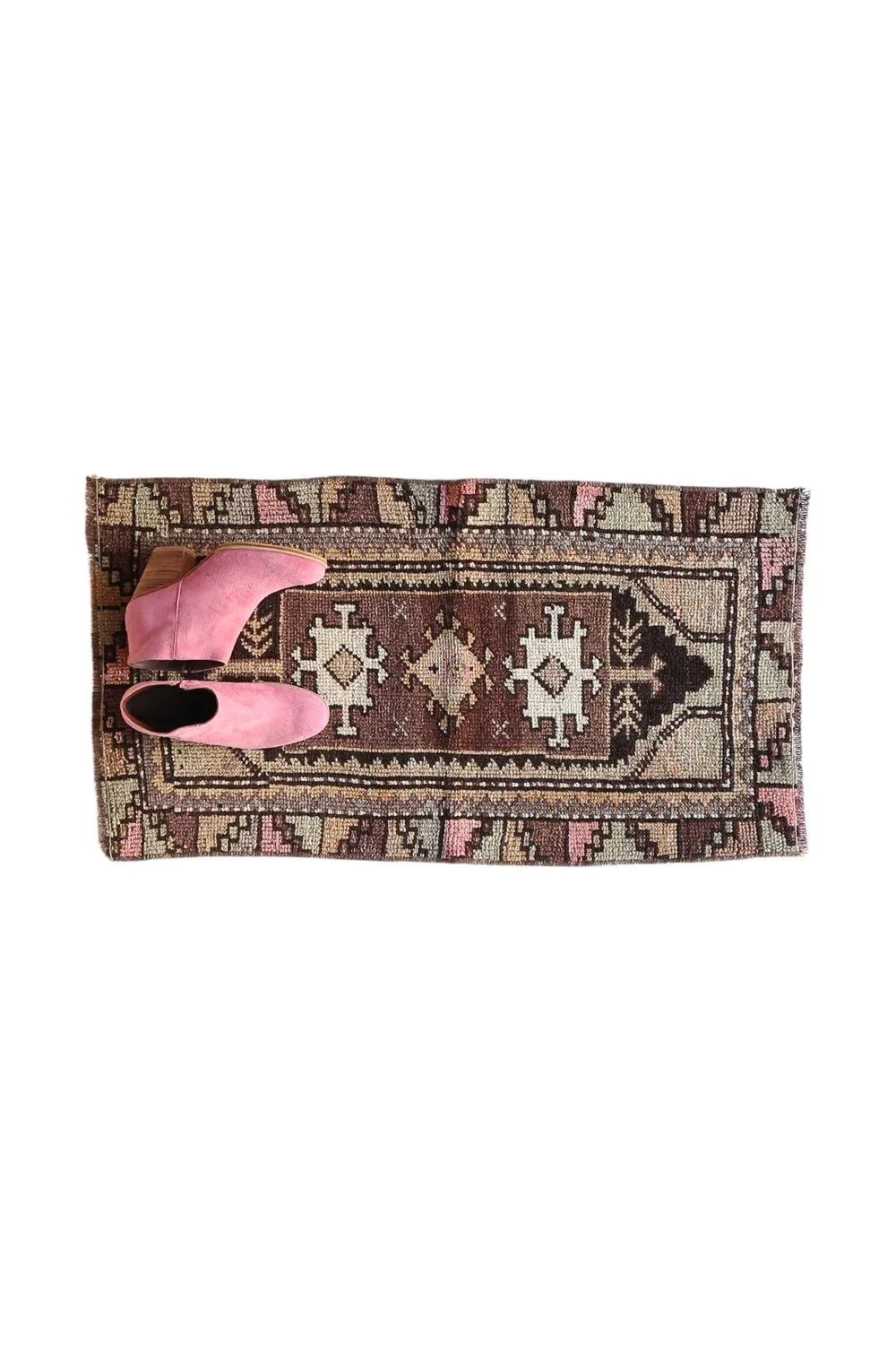 No. 1607 Mini Vintage Rug - 1'7" x 2'11"