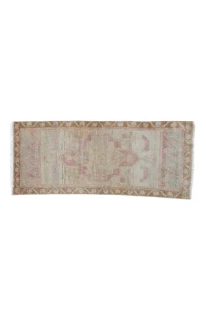 No. 1663 Mini Turkish Vintage Rug- 1'6" x 3'8.5"