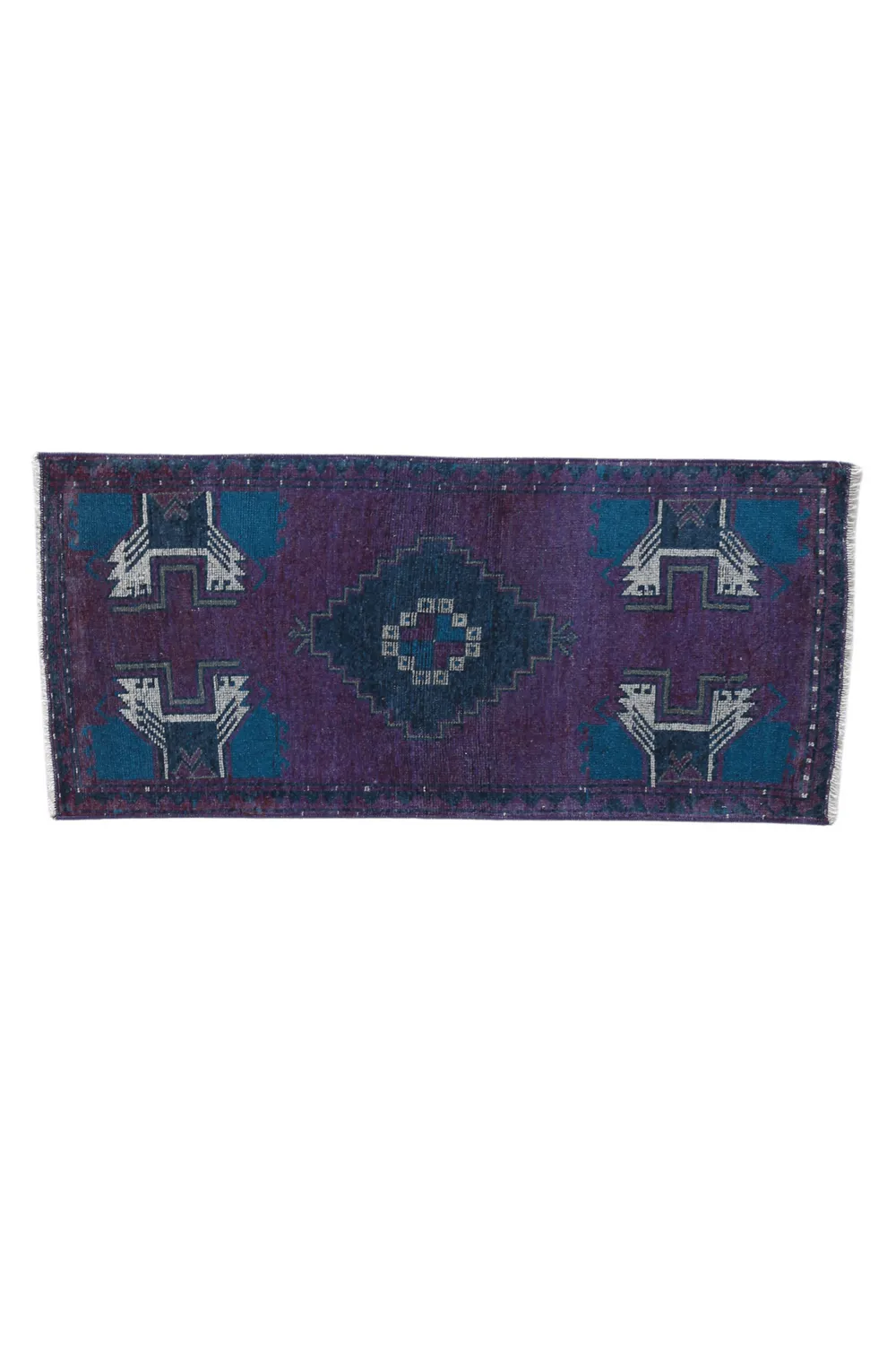 No. 1707 Mini Turkish Vintage Rug- 1'8.5" x 3'9"