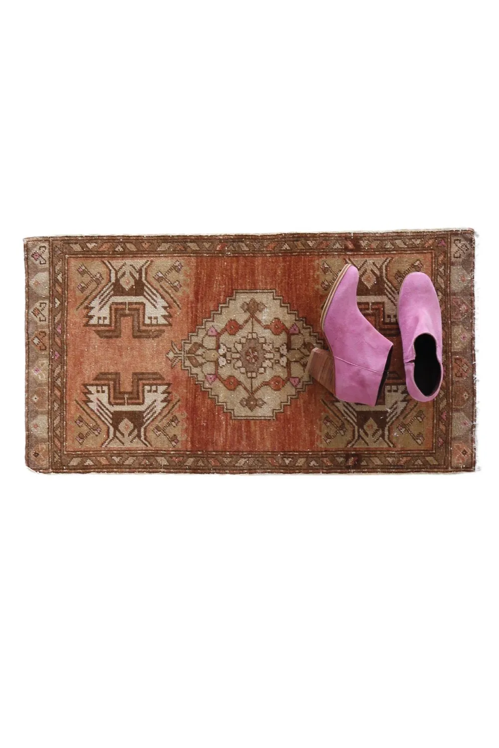 No. 1715 Mini Turkish Vintage Rug- 1'7" x 3'0"