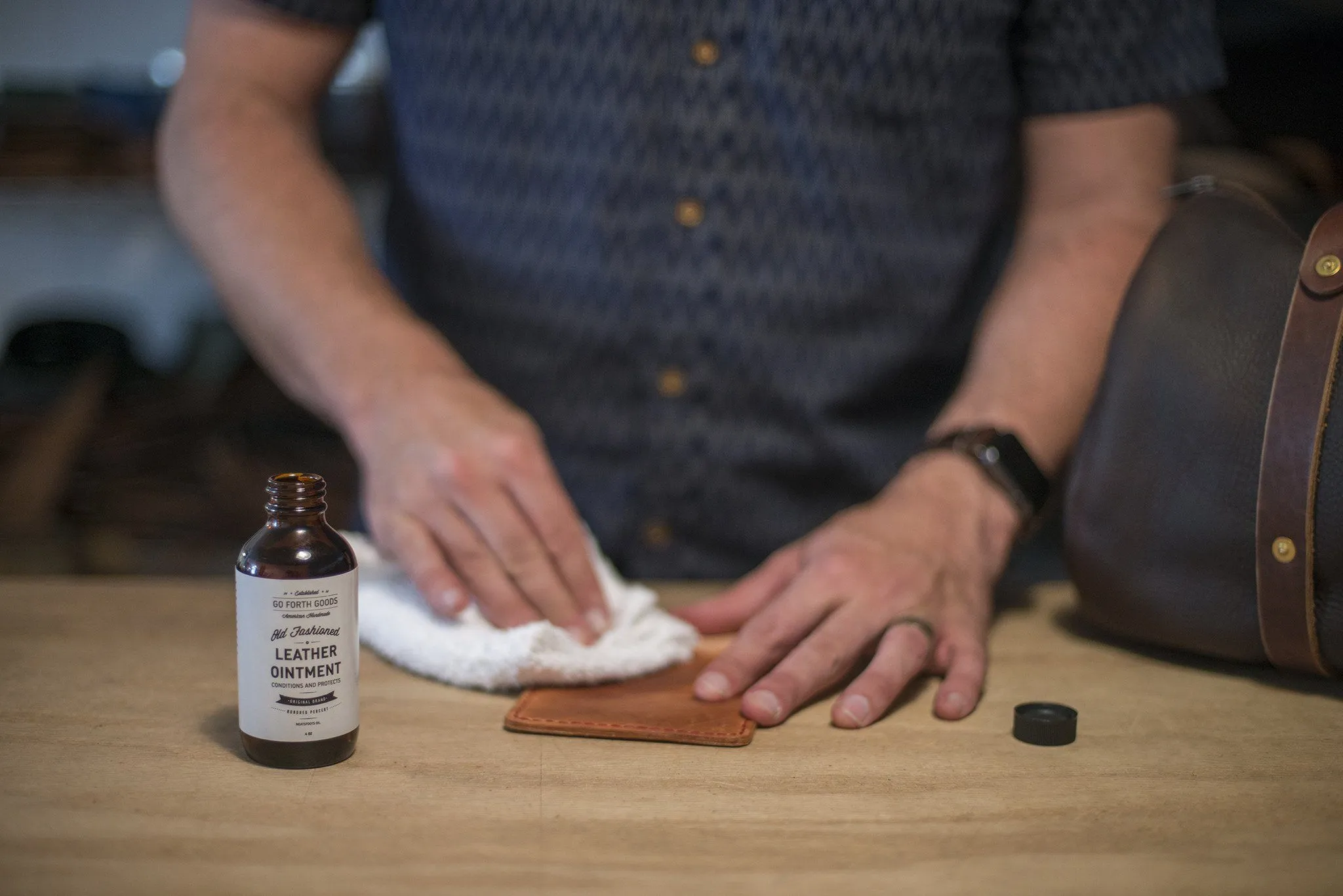 OLD FASHIONED LEATHER OINTMENT
