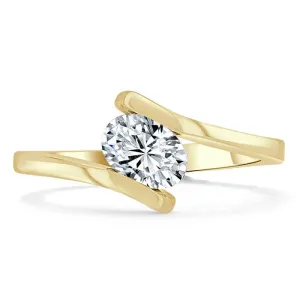 Oval Cut Moissanite Engagement Ring, Twist Design