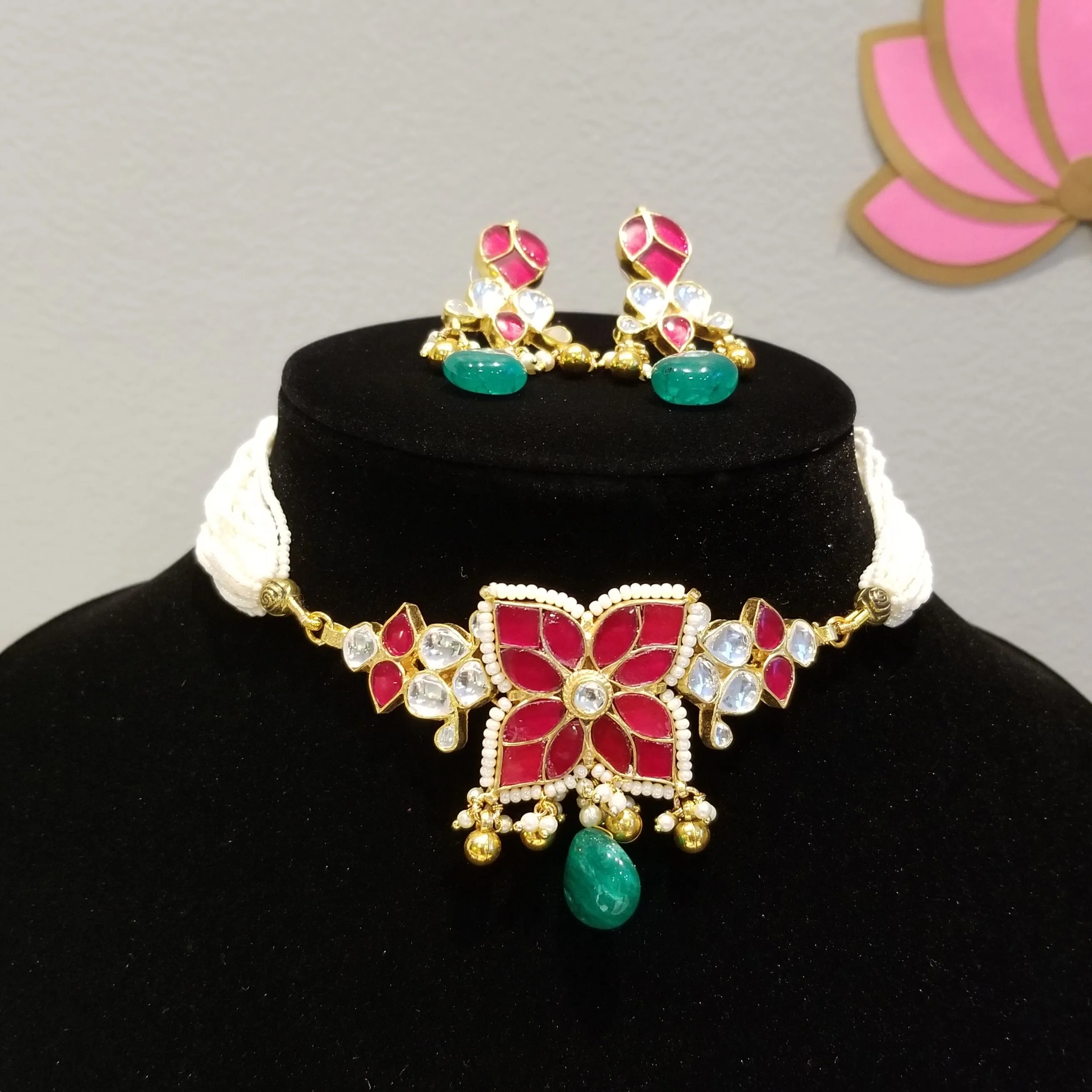 Pearl Kundan Choker With Gold Plating