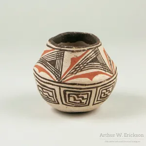 Petite Zuni Olla