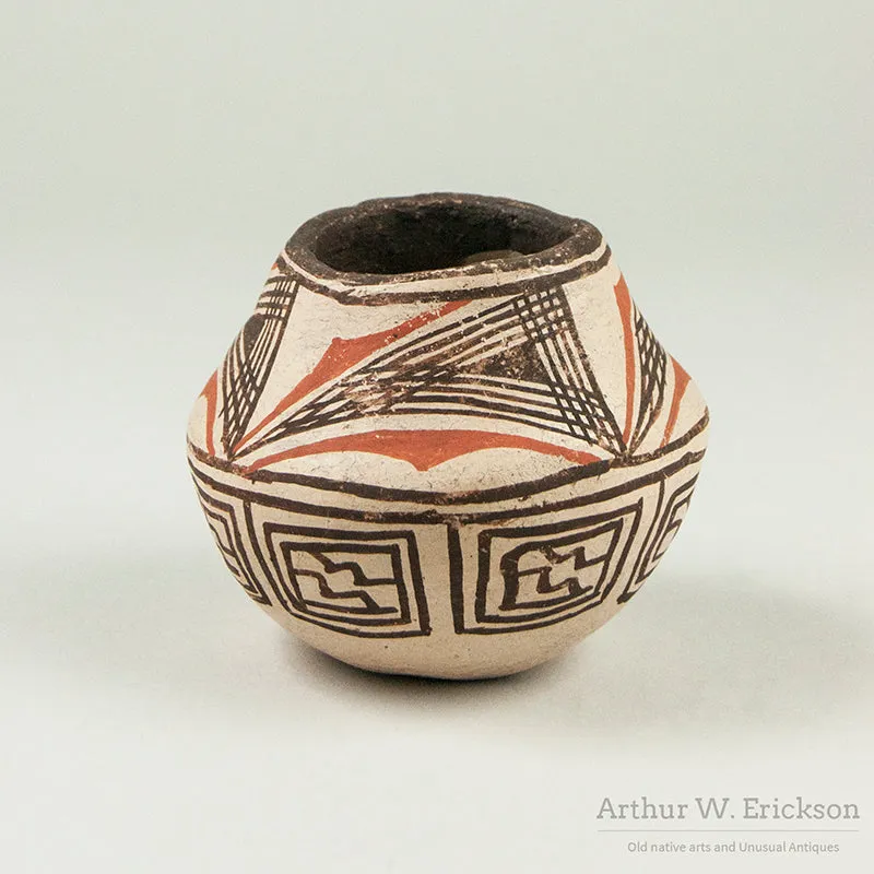 Petite Zuni Olla