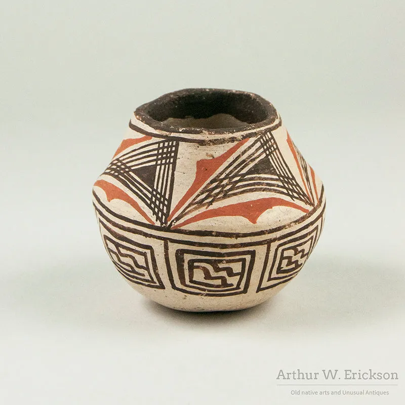 Petite Zuni Olla