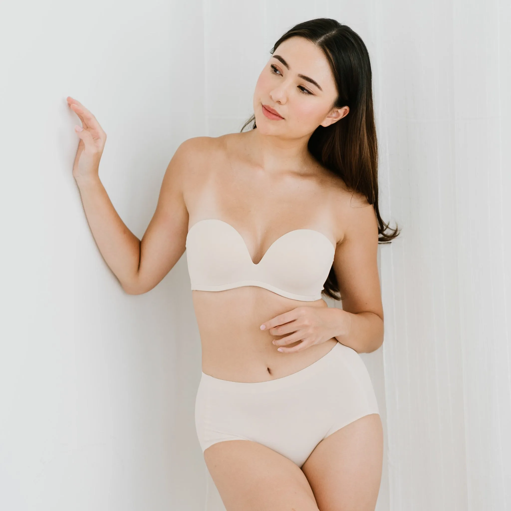 Premium Mid-Rise Seamless Butthugger in Beige Nude