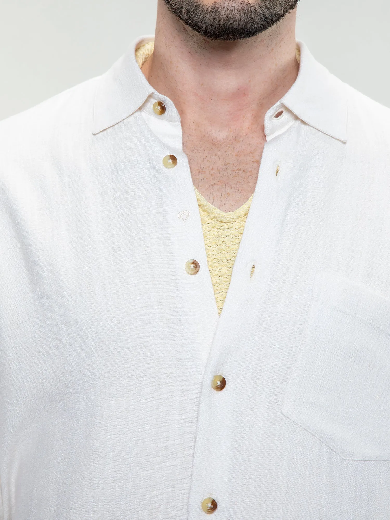 Relaxed linen shirt
