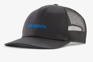 RELAXED TRUCKER HAT TEXT LOGO - INK BLK