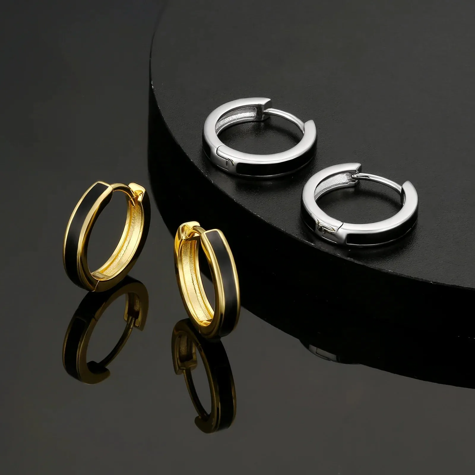 S925 Silver Sleek Black Hoop Earrings in White Gold - 15mm