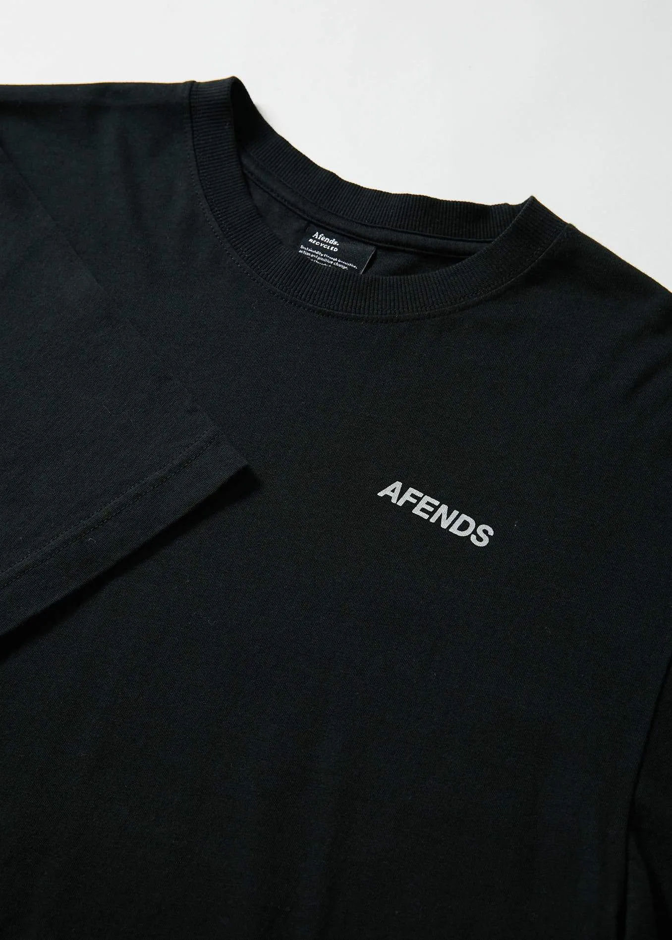 Sidewalk  - Unisex Retro Fit Tee - Black