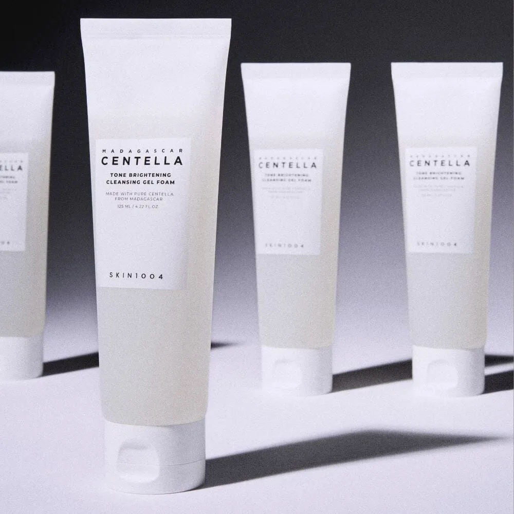 SKIN1004 Madagascar Centella Tone Brightening Cleansing Gel Foam 1.5ml (Pouch Sample)