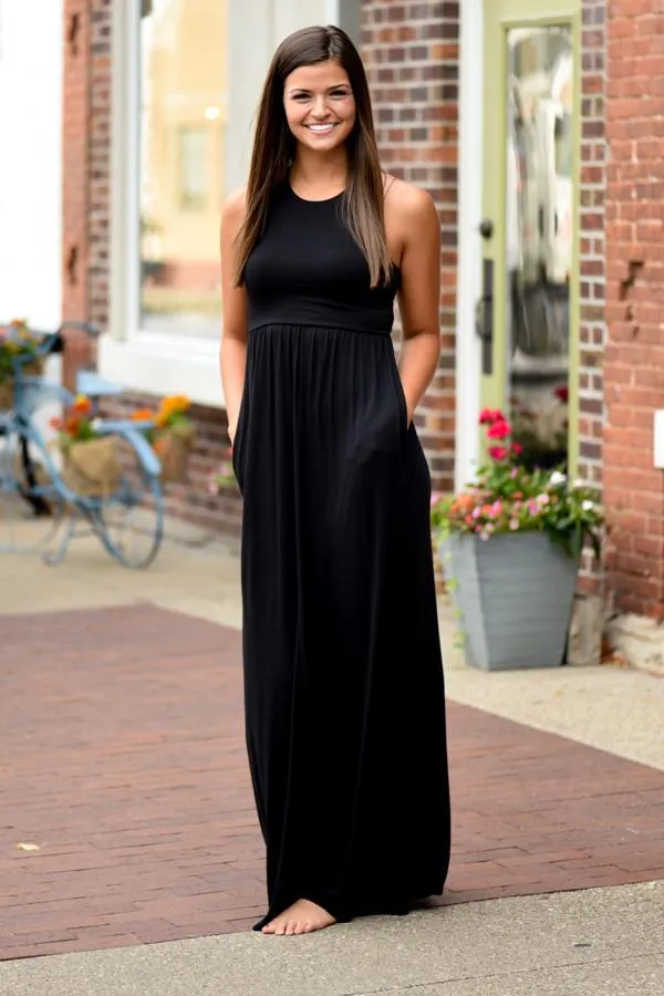 Sleek and Chic Black Maxi Dress