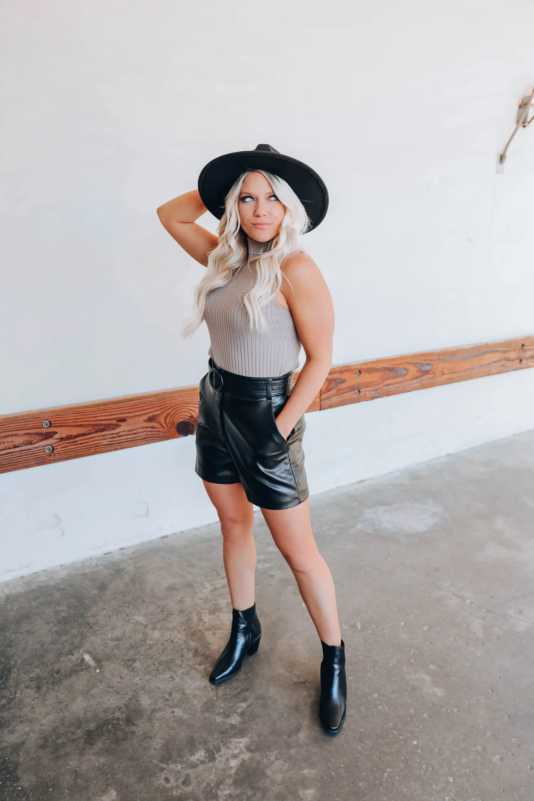 Sleek In The City Shorts - Black