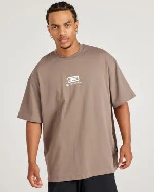 Sporting & Leisure Men's Tee - Cement