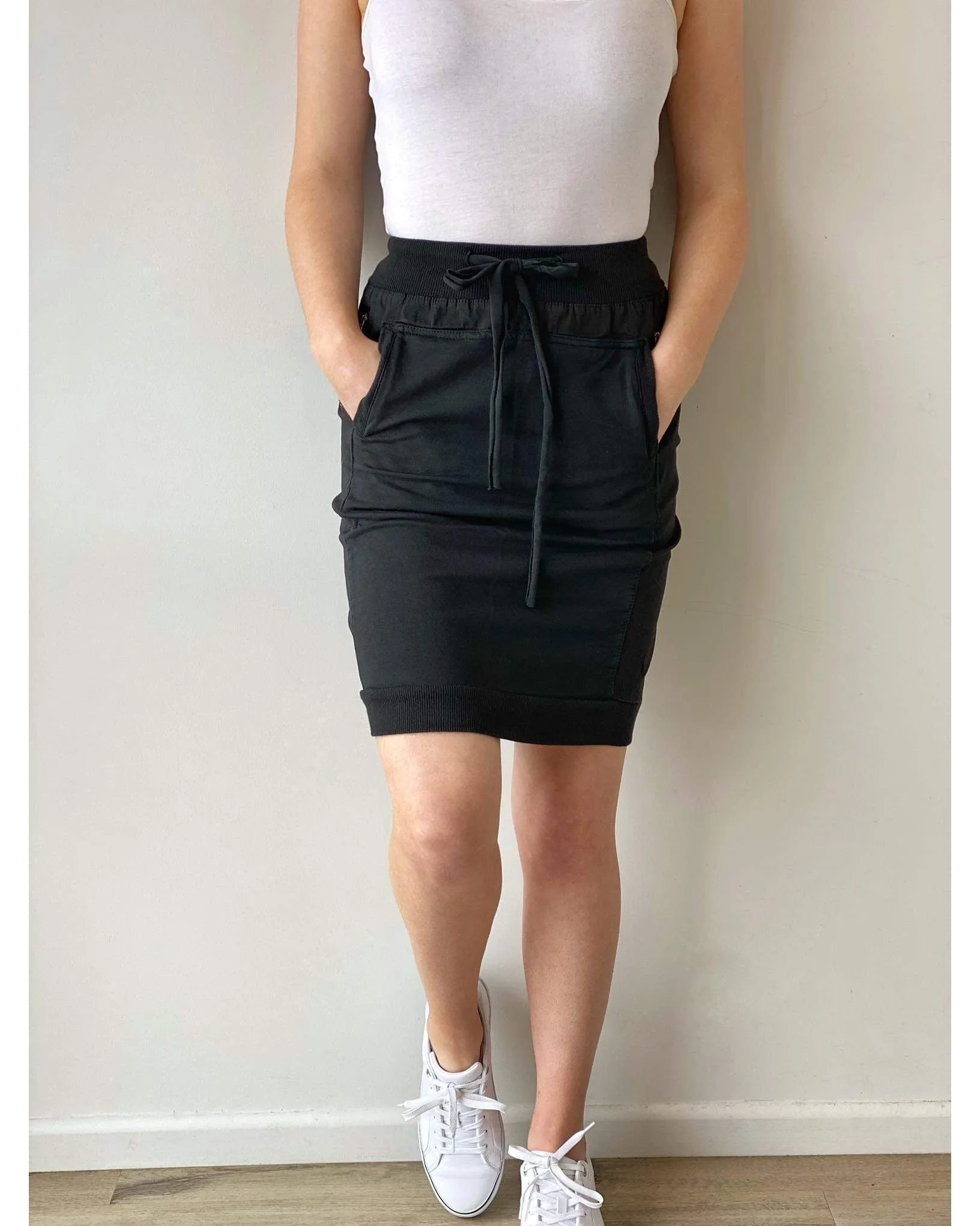 Suzy D Mila Ultimate Jersey Skirt - Black