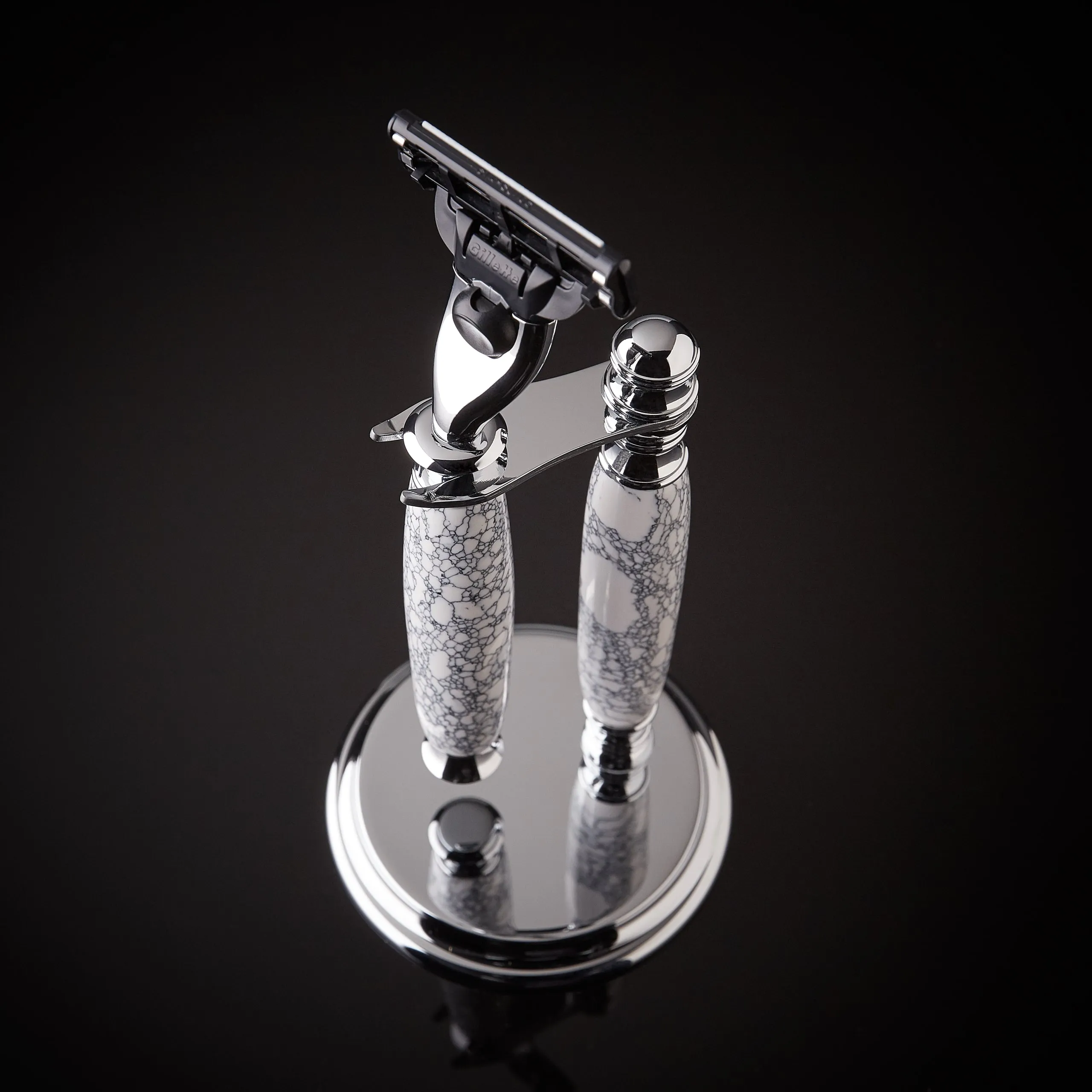 The White Marble Shave Set