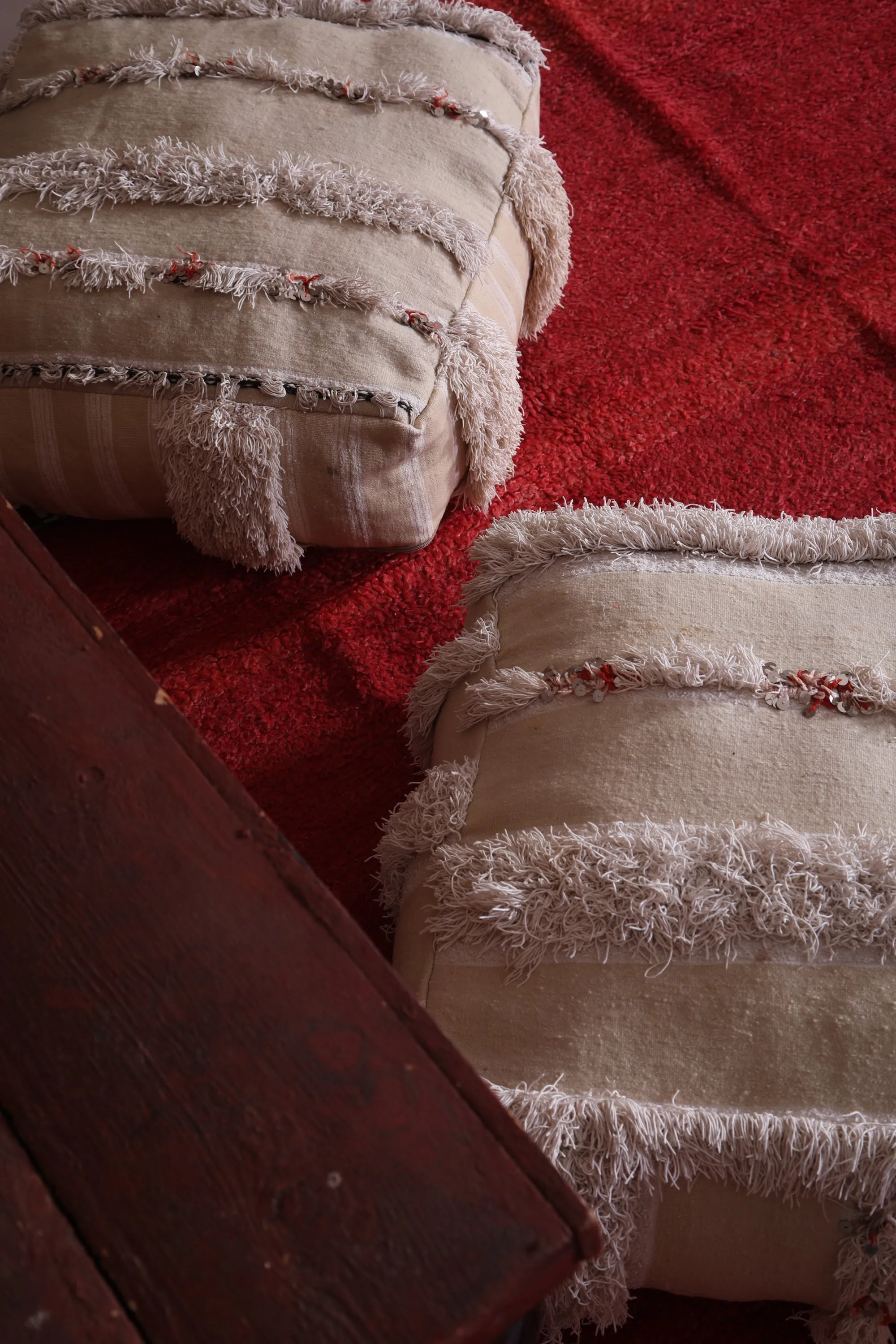 Two berber Poufs Ottoman woven in White