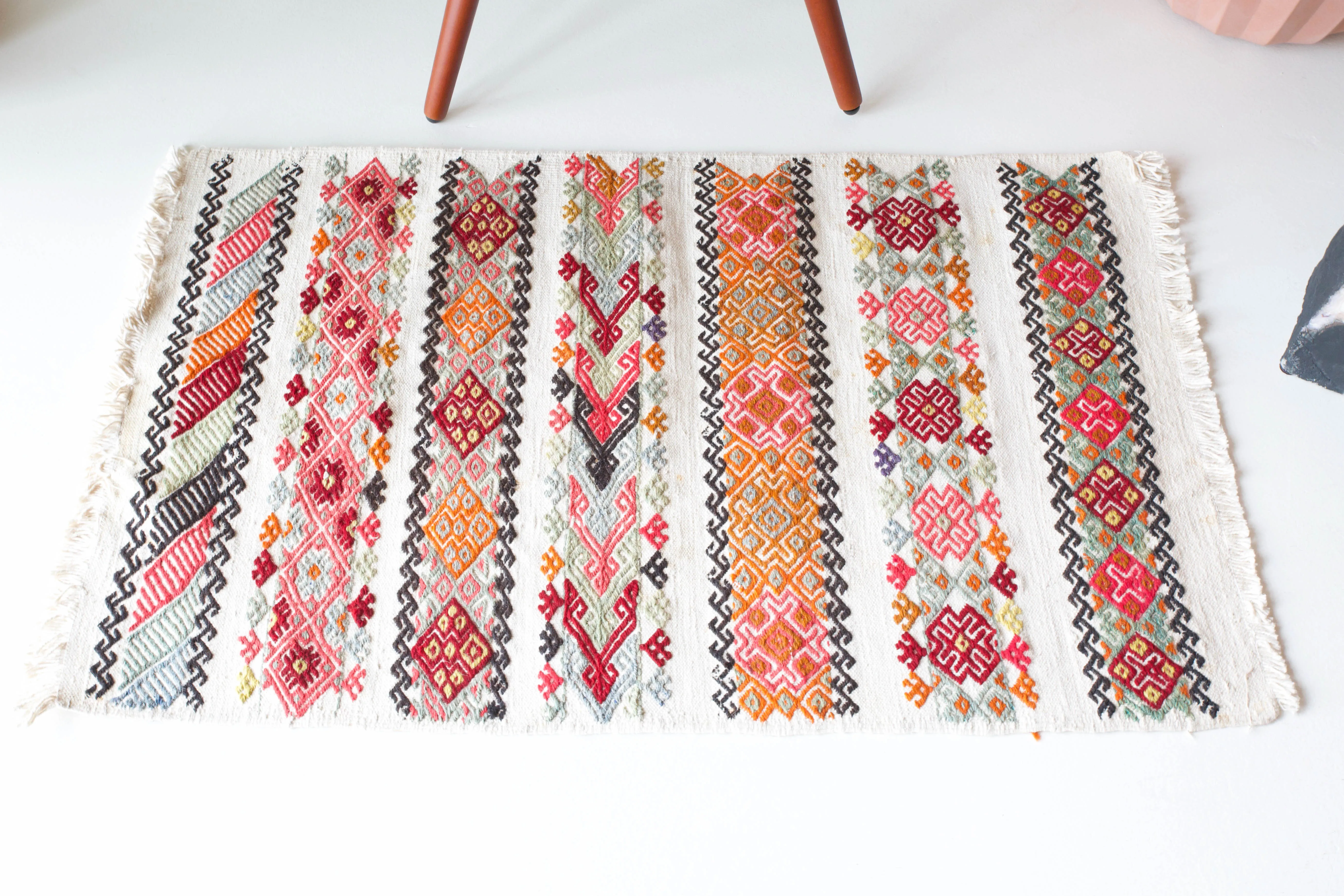 Vintage Mini Turkish Kilim Rug 2'3"x3'8"