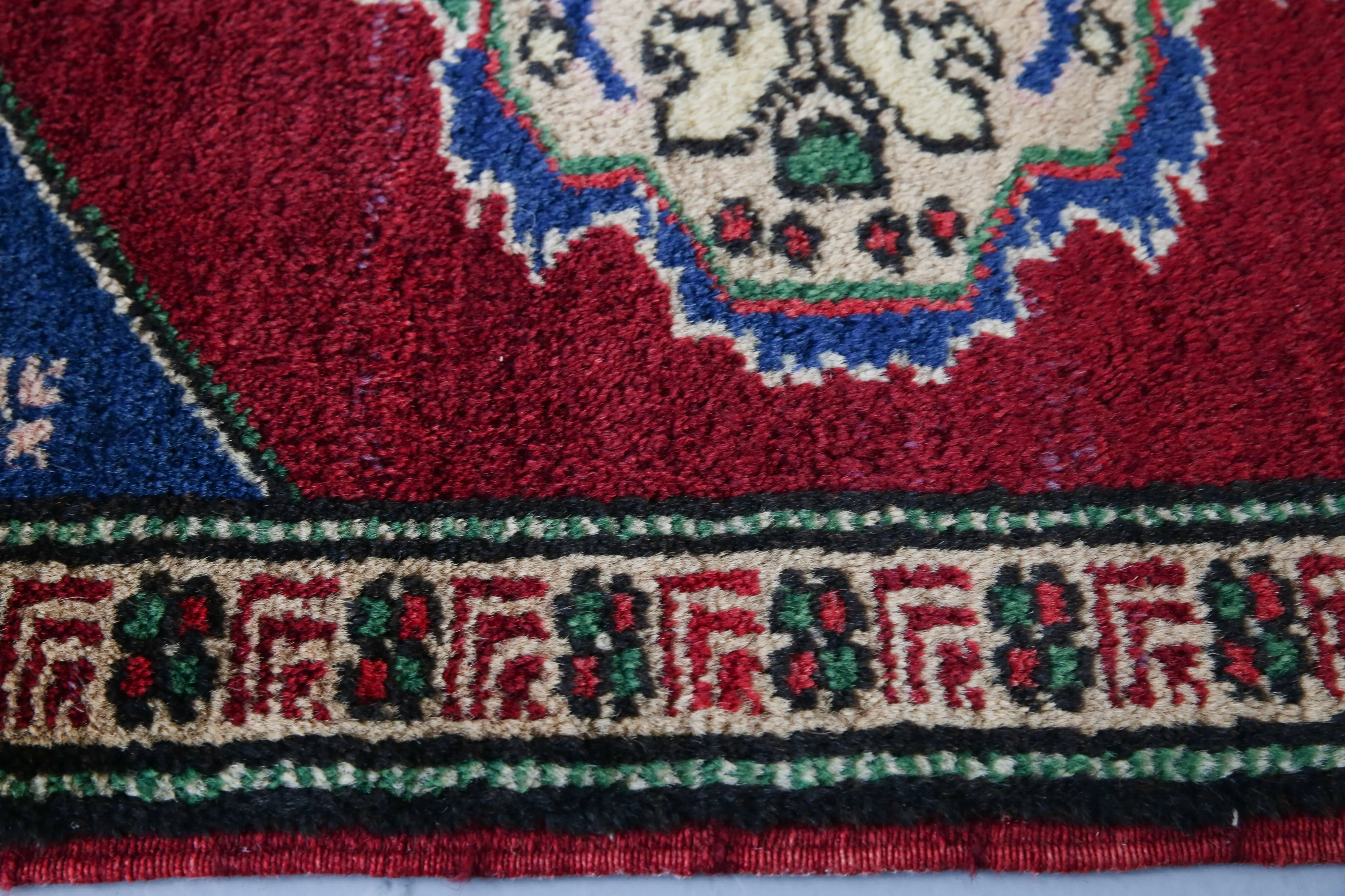 Vintage Mini Turkish Rug 1.10ftx2.10ft