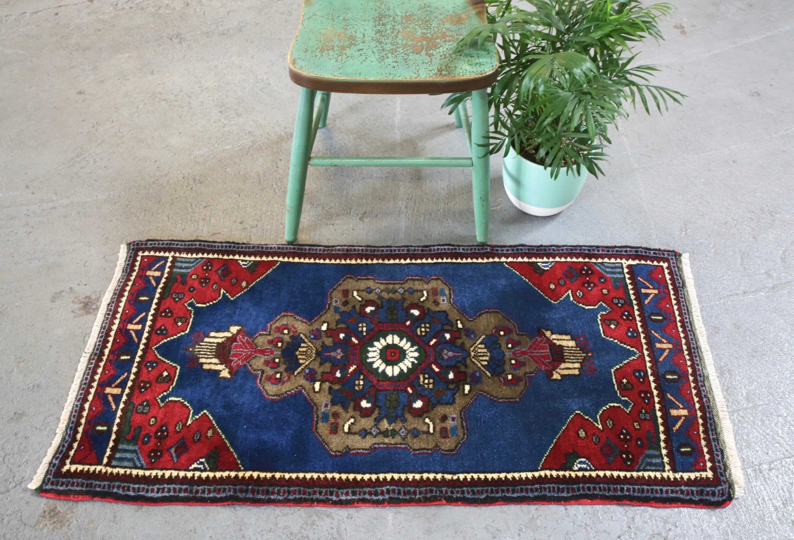 Vintage Mini Turkish Rug 2ftx4ft