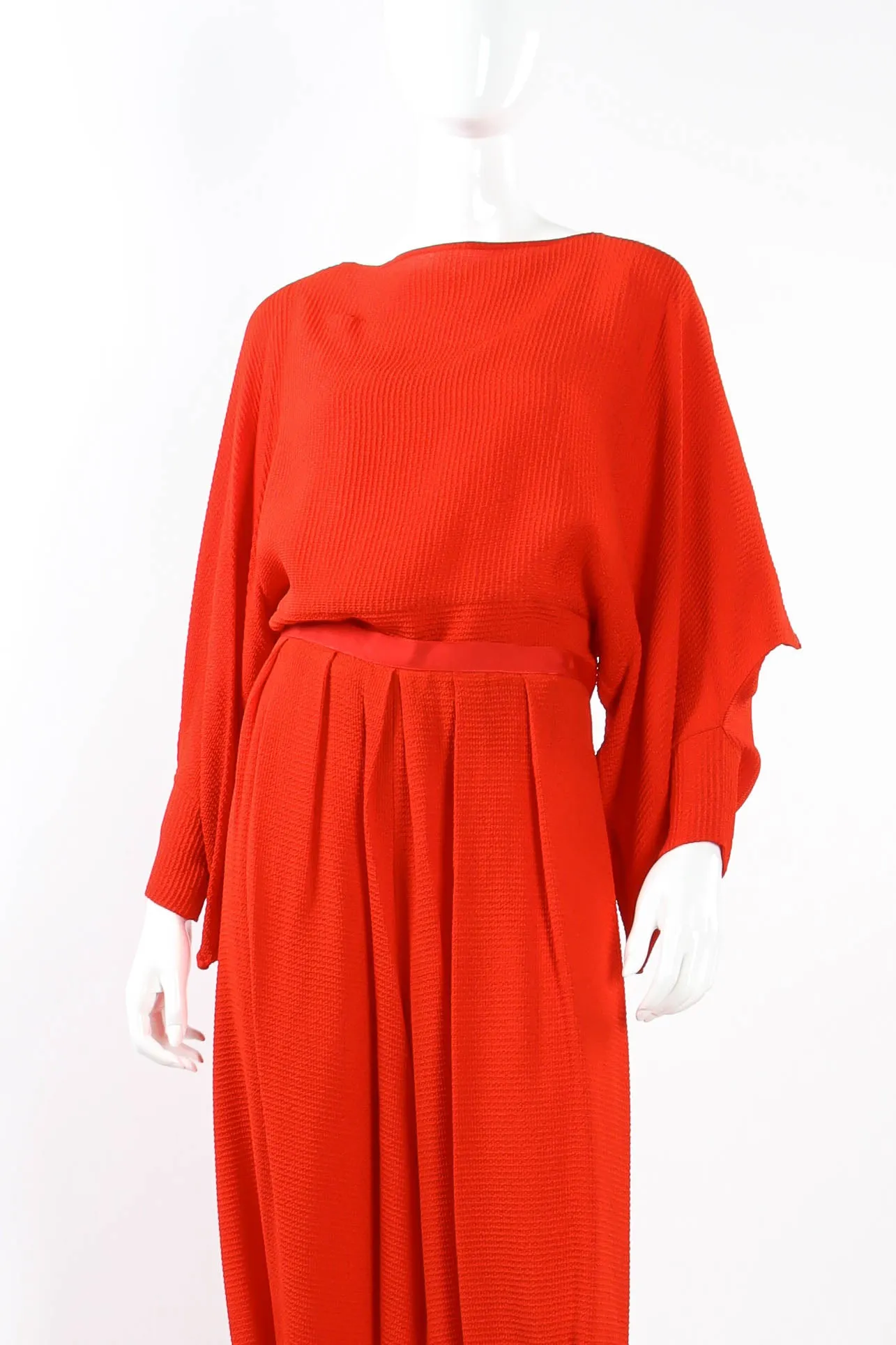 Waffle Silk Leisure Top & Pant Set